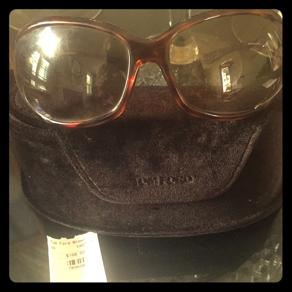 COPY - In perfect condition. Only worn once.